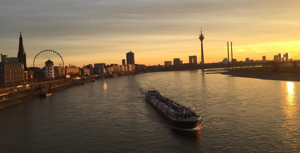 2EAD8C93-2687-4AE9-B9B7-CC52A8A8F87C