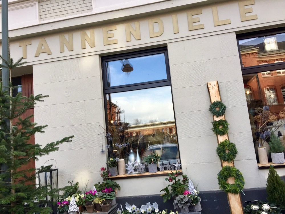 24BEE110-B1EB-40CE-B859-44FCEC3FD6FE