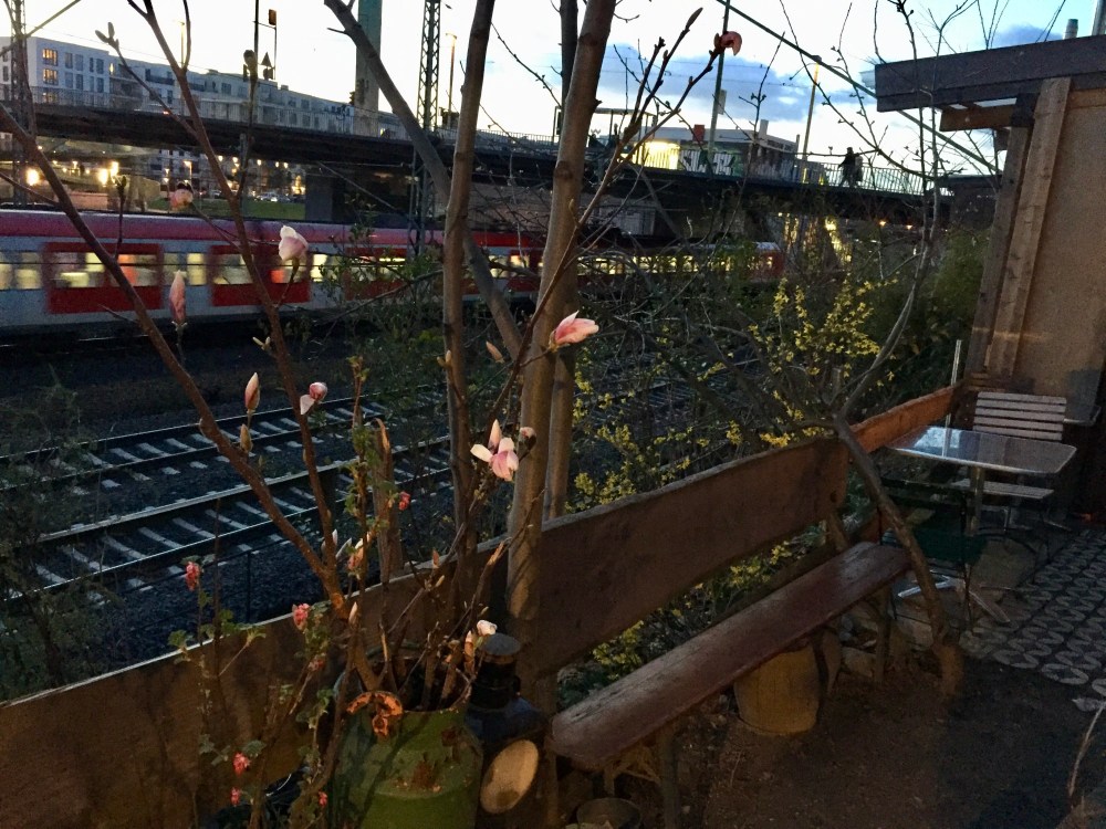 3C546CCD-319D-4B66-A454-D43EC91CB538