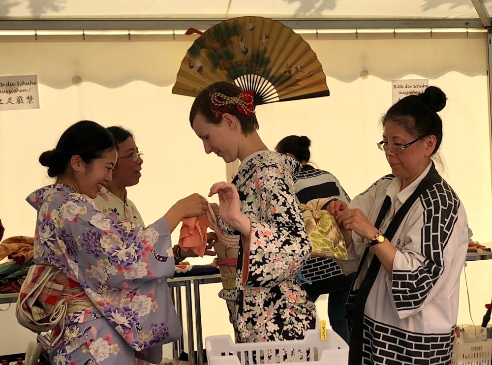 0A2D74D7-FDE8-4042-917B-C567FF08A50C