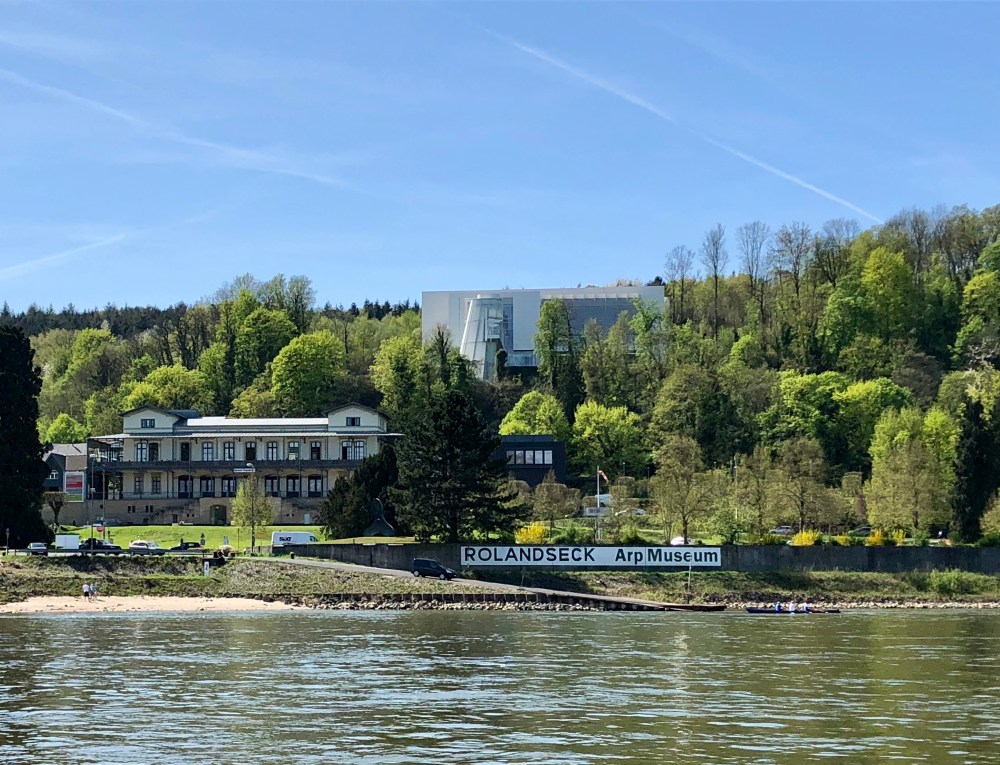 D582C309-EB1D-47D6-815C-274961F720B3