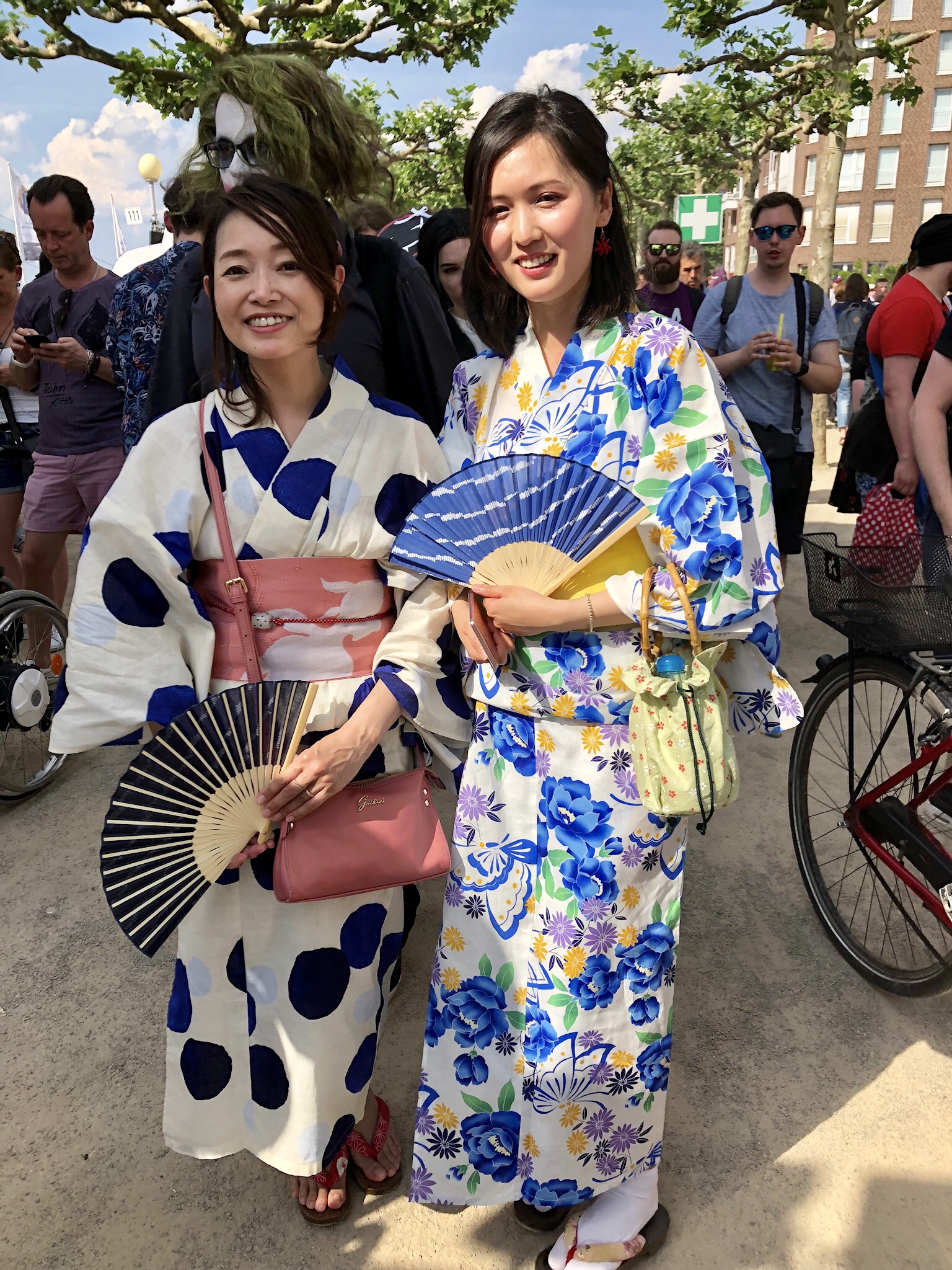 EFA3858D-C8A1-40BD-8616-E5912DBD2F26