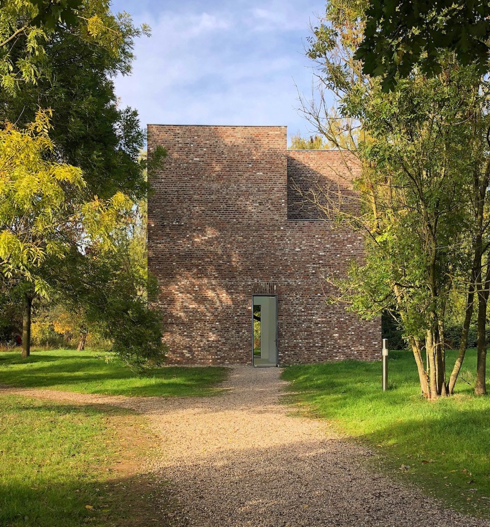 59DEC273-30C6-4725-AF8E-6CB48C953264