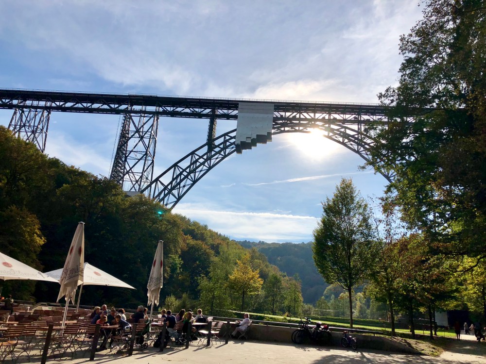 B98A51A5-FC4D-40DA-9BED-50CD019F67F7