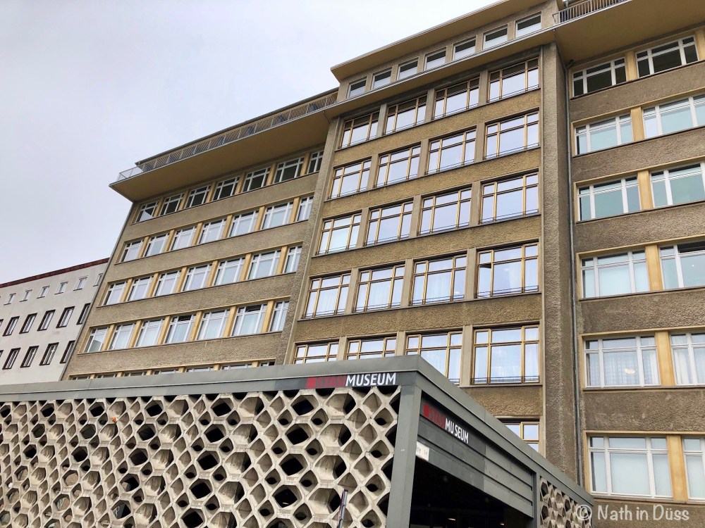 BE6F2387-65F2-47E4-8096-EE395D1FB69A