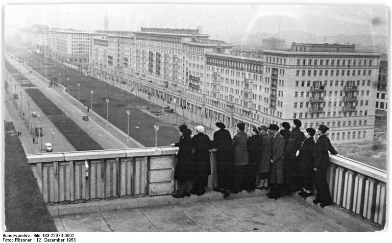 Berlin, Bau Karl-Marx-Allee, Dachgarten Magdeburger Haus