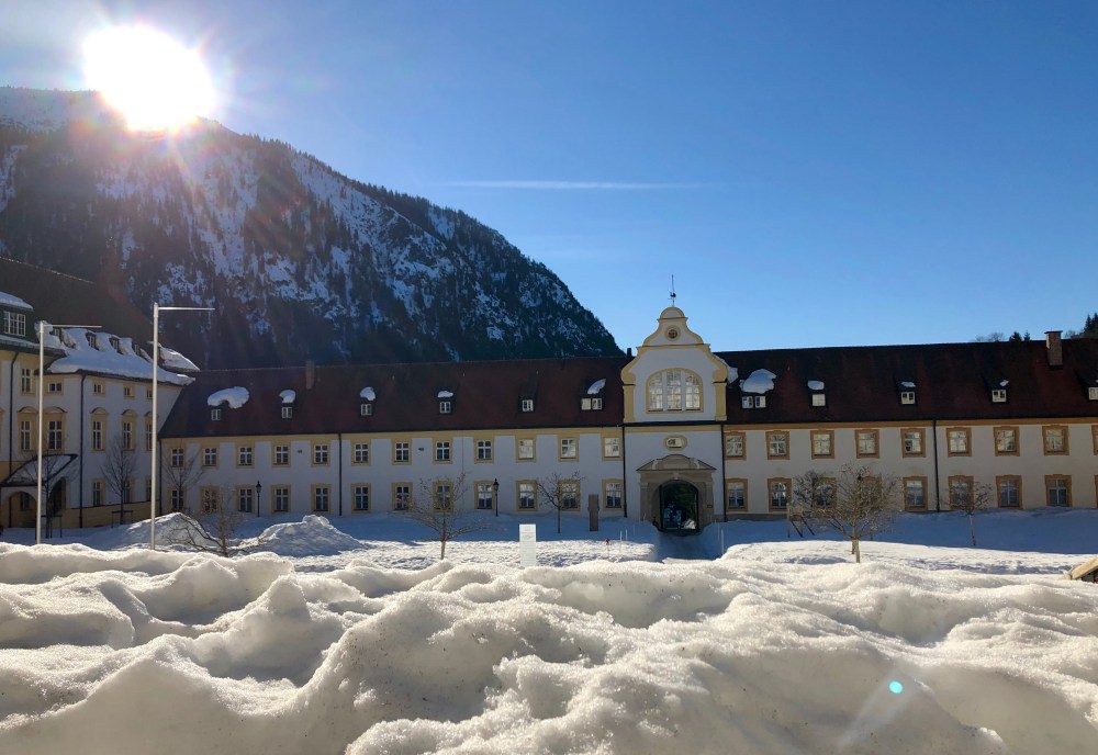 2292B191-D935-4004-9A40-225CB0EA92A8