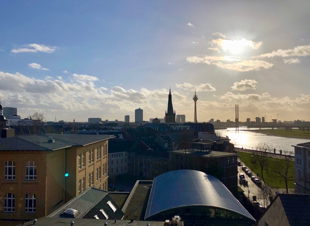 3F3DC097-BDDC-43F3-B74A-47E0775C7A1B