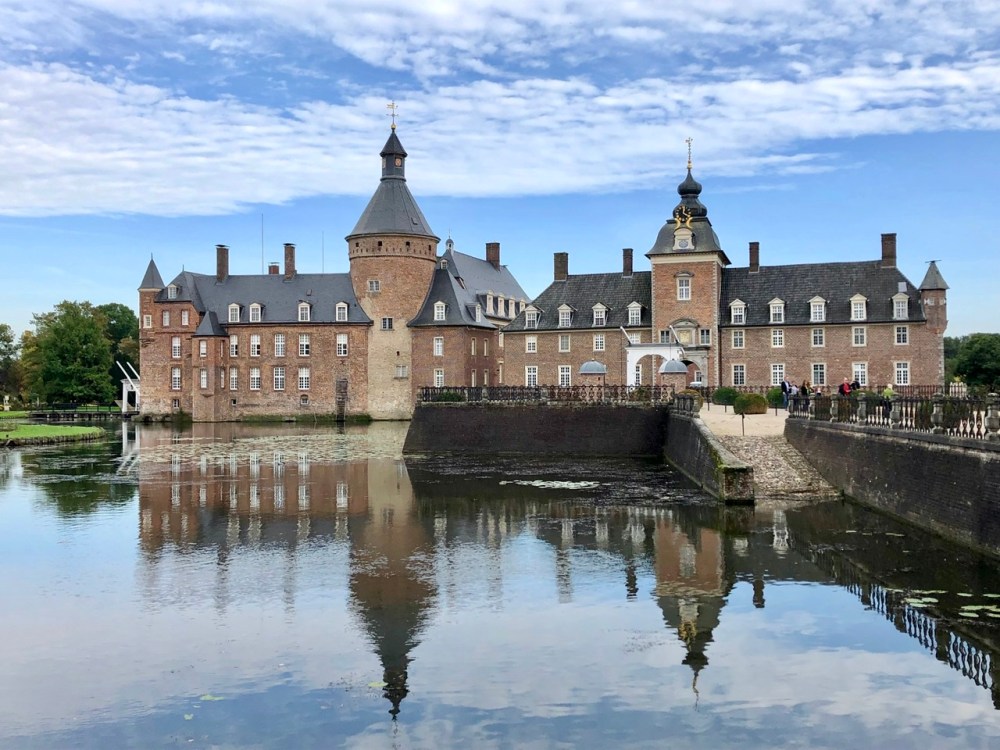 26E7C348-0C1A-472B-8655-9F7EBC6D46E3