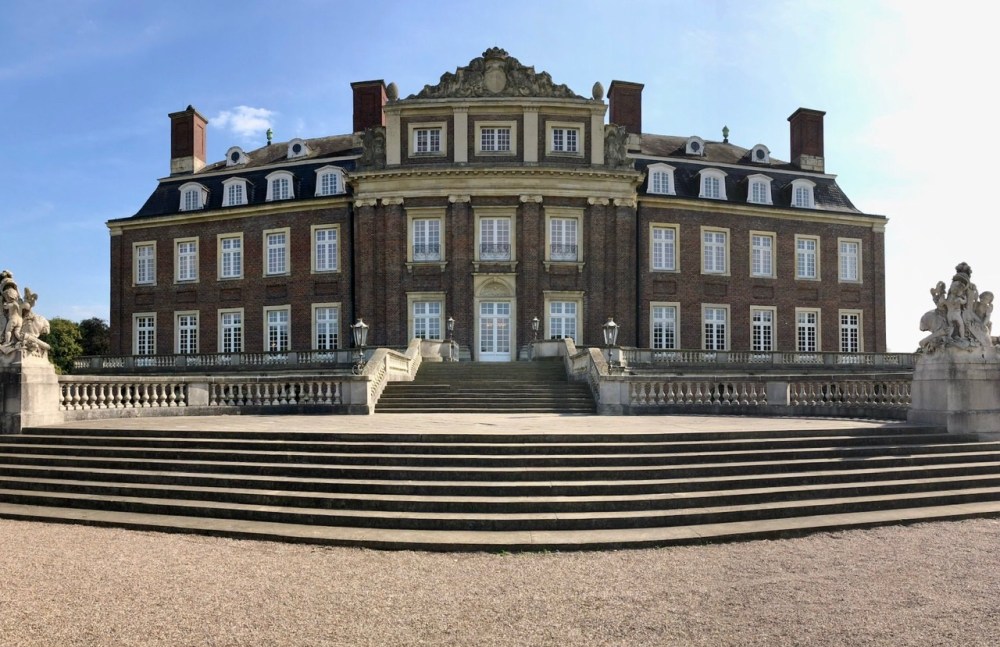 FE2F25C5-F816-4286-AD23-5B364E7A7238