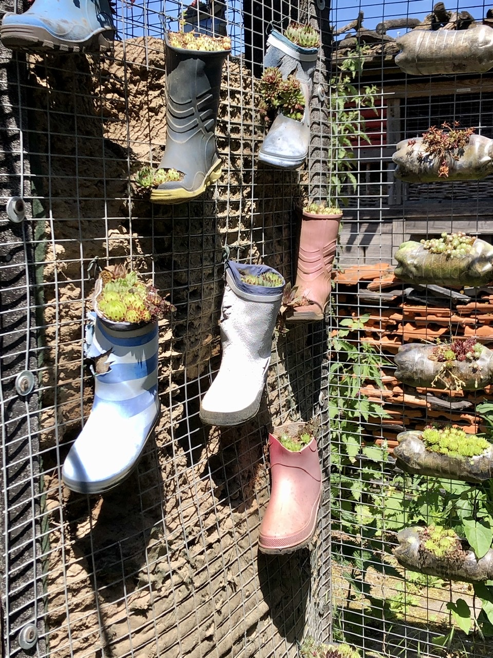 6B698DA5-2268-40B3-9A40-E9F973816814