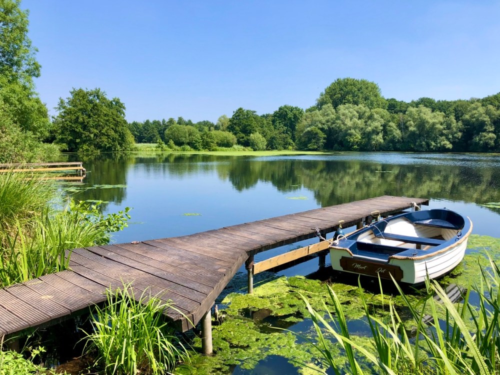 6B5D7353-F6B8-4048-9CEC-257CB5FFF8E6