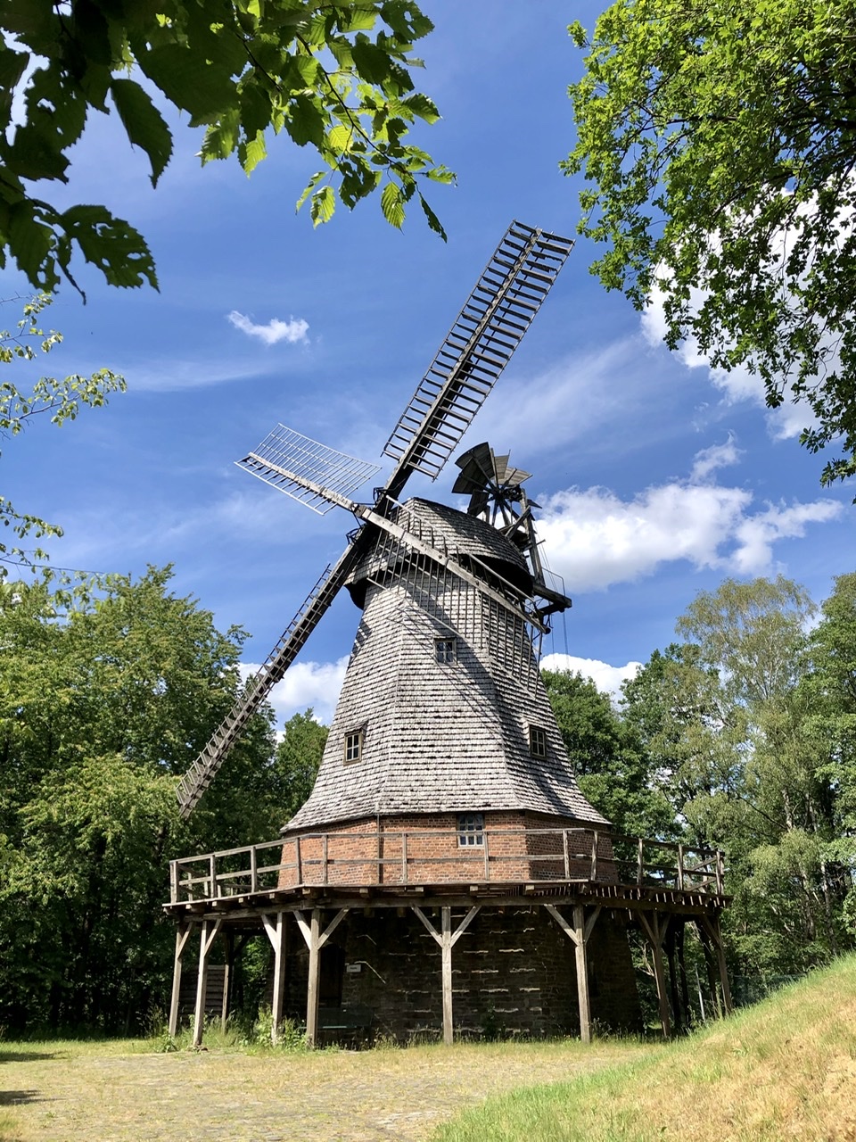 0AA75A53-FA7F-416B-A03D-109CE45109A6