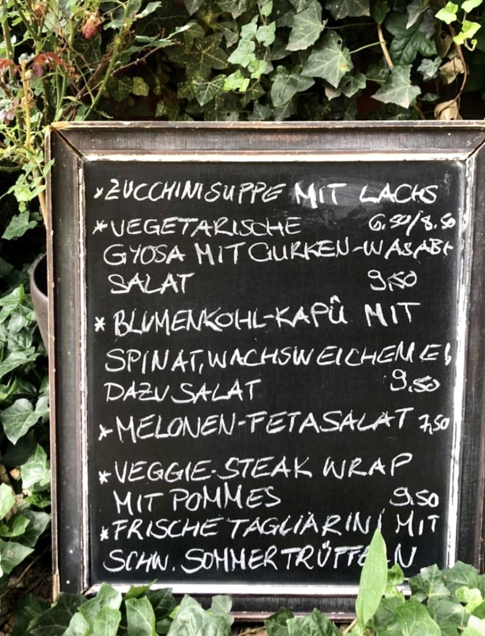 50252492-C152-4E29-B914-D6462AB9E104