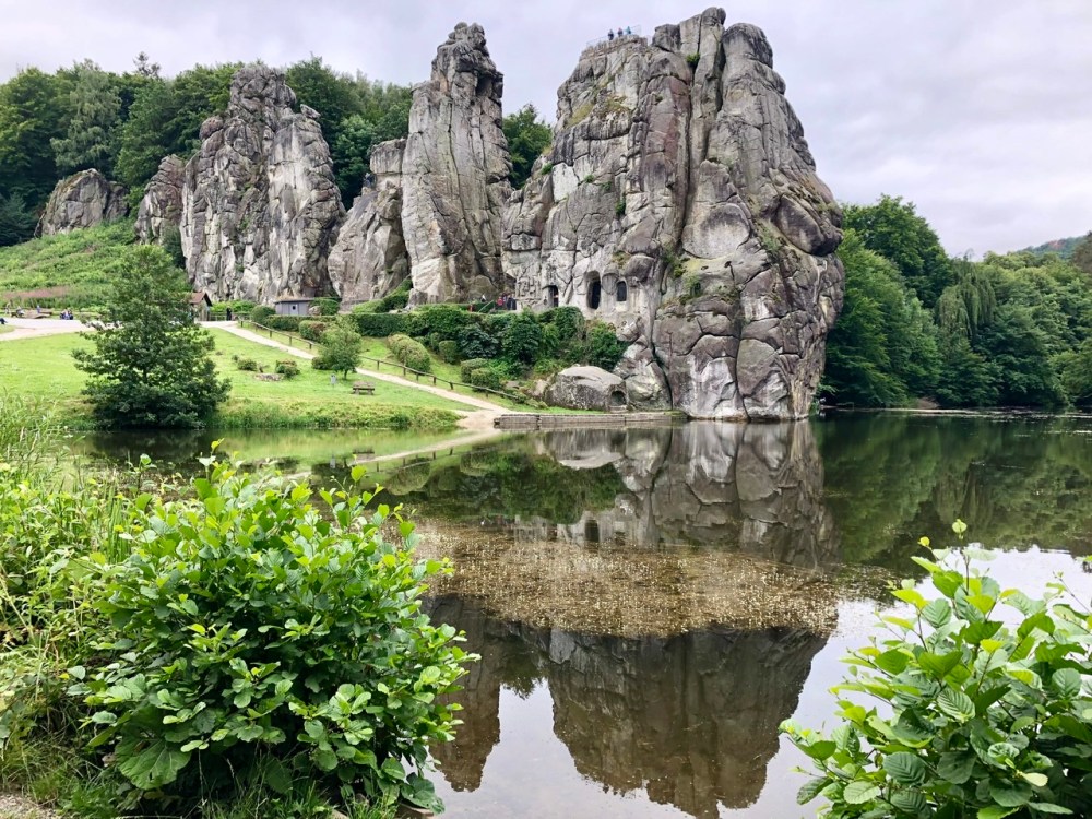 60AECF8E-0211-4B6B-926A-7BC08C1BA5D7