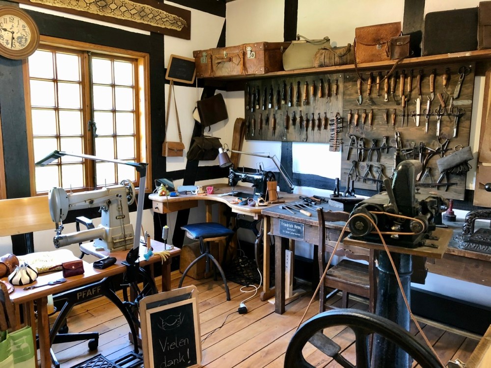 CB1A9D27-7816-46F6-A3EB-21D5B4A8786D